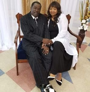 Meet your Posher, Earline